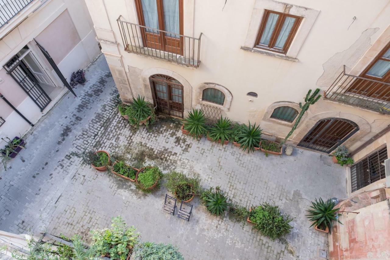 Casa Siciliana Alla Giudecca Apartment Syracuse ภายนอก รูปภาพ